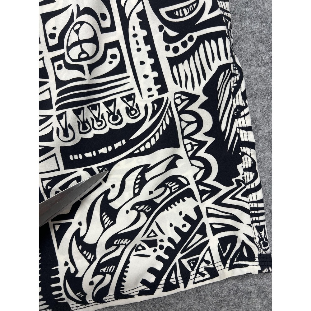 Vintage WRV Board Shorts Mens 34 Black Hawaiian Geometric Surf Swim Trunks AOP - Picture 7 of 8